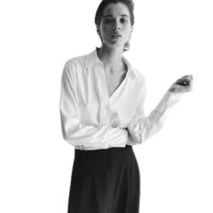 H & M V-neck Blouse - Cream